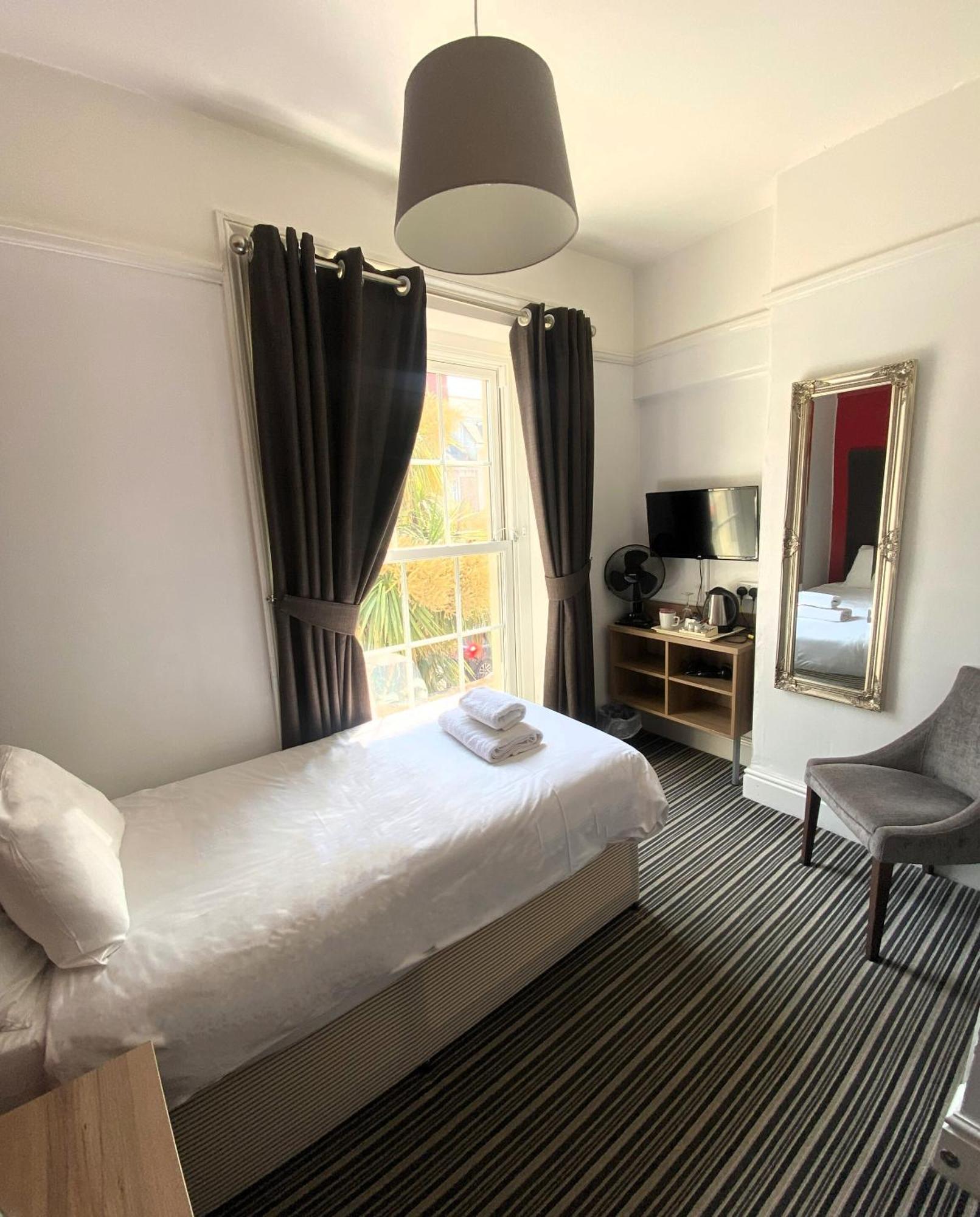 The Post House, Llandudno Hotel Szoba fotó
